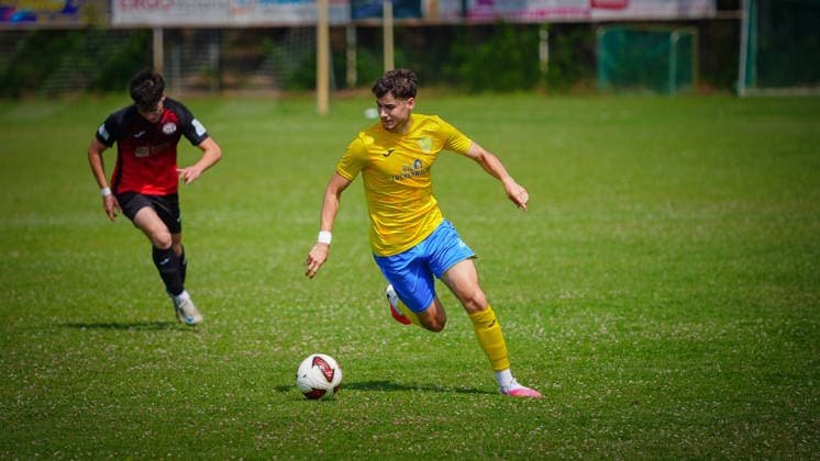 Fußball, Herren, Saison 2026 2027, Freundschaftsspiel, FSV 63 Luckenwalde vs. RSV Eintracht 1949, Samstag 27.06.2026, Sportplatz Ruhlsdorf, Im Bild: Muhammed Zekiroglu (Luckenwalde) Brandenburg Deutschland *** Soccer, Men s, 2026–2027 season, Friendly match, FSV 63 Luckenwalde vs. RSV Eintracht 1949, Saturday, June 27, 2026, Ruhlsdorf Sports Field, Pictured: Muhammed Zekiroglu, Luckenwalde, Brandenburg, Germany