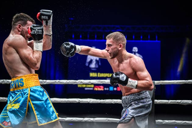 Victor Cakiqi (Deutschland), re. vs. Florent Dervis (Frankreich), Weltergewicht, Fight 10 GER, Boxnacht Showdown for Legacy IV, Prime Time Promotion, MHP Arena (Ludwigsburg), Boxen, 27.06.2026 GER, Boxnacht Showdown for Legacy IV, Prime Time Promotion, MHP Arena (Ludwigsburg), Boxen, 27.06.2026 Ludwigsburg *** Victor Cakiqi (Germany) vs. Florent Dervis (France), welterweight, Fight 10 GER, Boxnacht Showdown for Legacy IV, Prime Time Promotion, MHP Arena Ludwigsburg, Boxing, June 27, 2026 GER, Boxnacht Showdown for Legacy IV, Prime Time Promotion, MHP Arena Ludwigsburg, Boxing, June 27, 2026, Ludwigsburg Copyright: xSandyxDinkelackerx EP_SDR