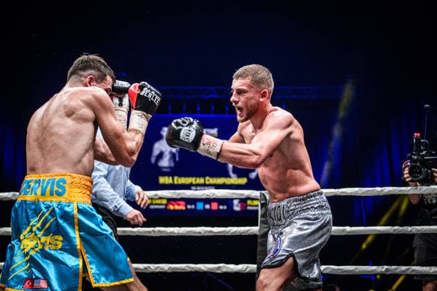 Victor Cakiqi (Deutschland), re. vs. Florent Dervis (Frankreich), Weltergewicht, Fight 10 GER, Boxnacht Showdown for Legacy IV, Prime Time Promotion, MHP Arena (Ludwigsburg), Boxen, 27.06.2026 GER, Boxnacht Showdown for Legacy IV, Prime Time Promotion, MHP Arena (Ludwigsburg), Boxen, 27.06.2026 Ludwigsburg *** Victor Cakiqi (Germany) vs. Florent Dervis (France), welterweight, Fight 10 GER, Boxnacht Showdown for Legacy IV, Prime Time Promotion, MHP Arena Ludwigsburg, Boxing, June 27, 2026 GER, Boxnacht Showdown for Legacy IV, Prime Time Promotion, MHP Arena Ludwigsburg, Boxing, June 27, 2026, Ludwigsburg Copyright: xSandyxDinkelackerx EP_SDR