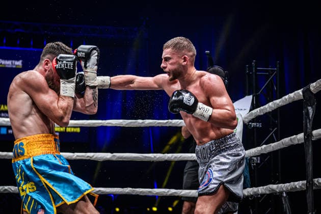 Victor Cakiqi (Deutschland), re. vs. Florent Dervis (Frankreich), Weltergewicht, Fight 10 GER, Boxnacht Showdown for Legacy IV, Prime Time Promotion, MHP Arena (Ludwigsburg), Boxen, 27.06.2026 GER, Boxnacht Showdown for Legacy IV, Prime Time Promotion, MHP Arena (Ludwigsburg), Boxen, 27.06.2026 Ludwigsburg *** Victor Cakiqi (Germany) vs. Florent Dervis (France), welterweight, Fight 10 GER, Boxnacht Showdown for Legacy IV, Prime Time Promotion, MHP Arena Ludwigsburg, Boxing, June 27, 2026 GER, Boxnacht Showdown for Legacy IV, Prime Time Promotion, MHP Arena Ludwigsburg, Boxing, June 27, 2026, Ludwigsburg Copyright: xSandyxDinkelackerx EP_SDR