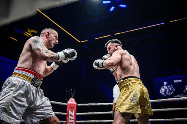Amarildo Bakaj (Albanien), re. vs. Aleksandar Ivanovic (Bosnien und Herzegowina), Halbschwergewicht, Fight 11 GER, Boxnacht Showdown for Legacy IV, Prime Time Promotion, MHP Arena (Ludwigsburg), Boxen, 27.06.2026 GER, Boxnacht Showdown for Legacy IV, Prime Time Promotion, MHP Arena (Ludwigsburg), Boxen, 27.06.2026 Ludwigsburg *** Amarildo Bakaj (Albania) vs. Aleksandar Ivanovic (Bosnia and Herzegovina), light heavyweight, Fight 11 GER, Boxing Night: Showdown for Legacy IV, Prime Time Promotion, MHP Arena Ludwigsburg, Boxing, June 27, 2026 GER, Boxing Night: Showdown for Legacy IV, Prime Time Promotion, MHP Arena Ludwigsburg, Boxing, June 27, 2026 Ludwigsburg Copyright: xSandyxDinkelackerx EP_SDR