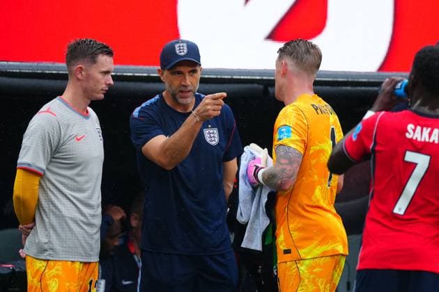 Jordan Pickford of England during the hydration break Panama v England, 2026 FIFA World Cup, WM, Weltmeisterschaft, Fussball Group L, Football, New York New Jersey Stadium, East Rutherford, New Jersey, USA - 27 Jun 2026East Rutherford New York New Jersey Stadium New Jersey (NJ) United States of America EDITORIAL USE ONLY No use with unauthorised audio, video, data, fixture lists, club league logos or live services. Online in-match use limited to 120 images, no video emulation. No use in betting, games or single club league player publications.  Copyright: xJavierxGarcia Shutterstockx 16964353bb