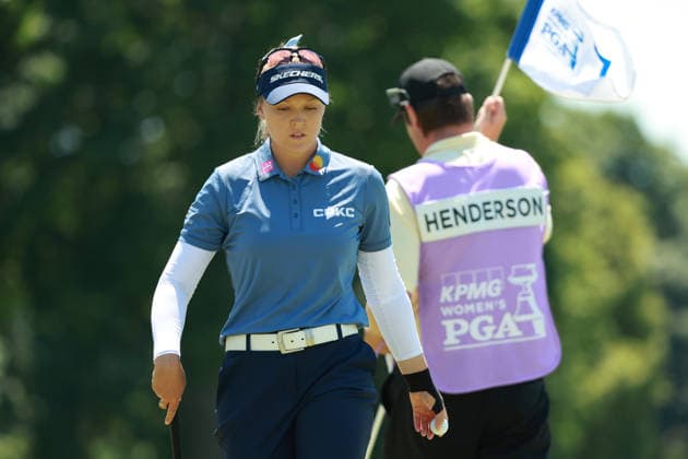 KPMG Women™s PGA, Golf Herren Championship 2026 CHASKA, MINNESOTA - JUNE 27: Brooke Henderson of Canada heads to the 8th hole during the third round of the KPMG Women™s PGA Championship 2026 at Hazeltine National Golf Club in Chaska, Minnesota, USA Saturday, June 27, 2026. Chaska Minnesota United States  Copyright: xJorgexLemusx originalFilename:lemus-kpmgwome260627_npws5.jpg