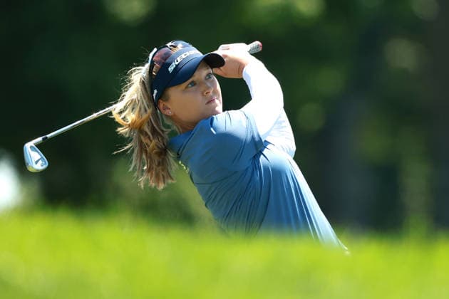 KPMG Women™s PGA, Golf Herren Championship 2026 CHASKA, MINNESOTA - JUNE 27: Brooke Henderson of Canada plays her tee shot on the 8th hole during the third round of the KPMG Women™s PGA Championship 2026 at Hazeltine National Golf Club in Chaska, Minnesota, USA Saturday, June 27, 2026. Chaska Minnesota United States  Copyright: xJorgexLemusx originalFilename:lemus-kpmgwome260627_npOZO.jpg