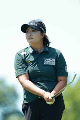 KPMG Women™s PGA, Golf Herren Championship 2026 CHASKA, MINNESOTA - JUNE 27: Haeran Ryu of the Republic of Korea plays her tee shot on the 13th hole during the third round of the KPMG Women™s PGA Championship 2026 at Hazeltine National Golf Club in Chaska, Minnesota, USA Saturday, June 27, 2026. Chaska Minnesota United States  Copyright: xJorgexLemusx originalFilename:lemus-kpmgwome260627_npxZP.jpg