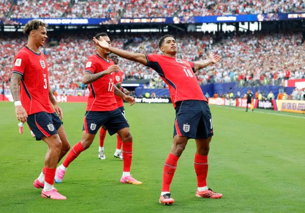 England s Jude Bellingham (10) celebrates after scoring a goal against Panama in the second half of their FIFA World Cup, WM, Weltmeisterschaft, Fussball match at New York New Jersey Stadium in East Rutherford, New Jersey, on Saturday, June 27, 2026.  NYP20260627918 JOHNxANGELILLO