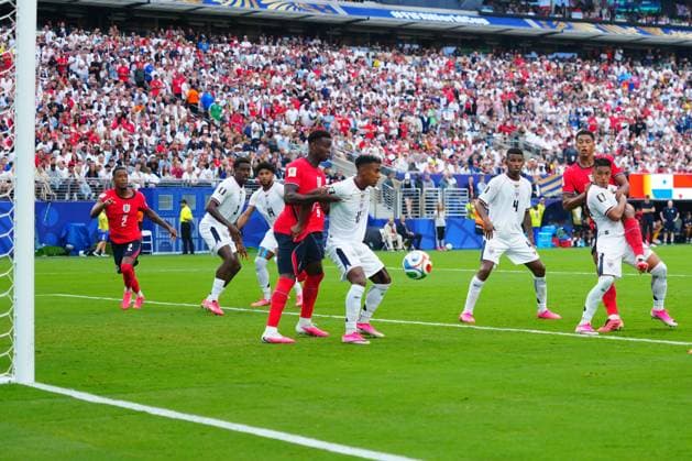 Jude Bellingham of England scores the opening goal Panama v England, 2026 FIFA World Cup, WM, Weltmeisterschaft, Fussball Group L, Football, New York New Jersey Stadium, East Rutherford, New Jersey, USA - 27 Jun 2026East Rutherford New York New Jersey Stadium New Jersey (NJ) United States of America EDITORIAL USE ONLY No use with unauthorised audio, video, data, fixture lists, club league logos or live services. Online in-match use limited to 120 images, no video emulation. No use in betting, games or single club league player publications.  Copyright: xJavierxGarcia Shutterstockx 16964353dn