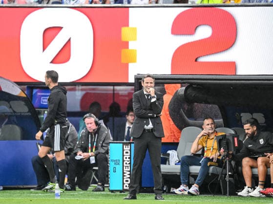 Trainer Thomas Christiansen (Panama) gestures during the FIFA World Cup, WM, Weltmeisterschaft, Fussball 2026 Group L match between Panama and England at New York New Jersey Stadium on June 27, 2026 in East Rutherford, United States. (Photo by Harry Langer DeFodi Images) - *** Coach Thomas Christiansen of Panama gestures during the 2026 FIFA World Cup Group L match between Panama and England at New York New Jersey Stadium on June 27, 2026, in East Rutherford, United States. Photo by Harry Langer, DeFodi Images