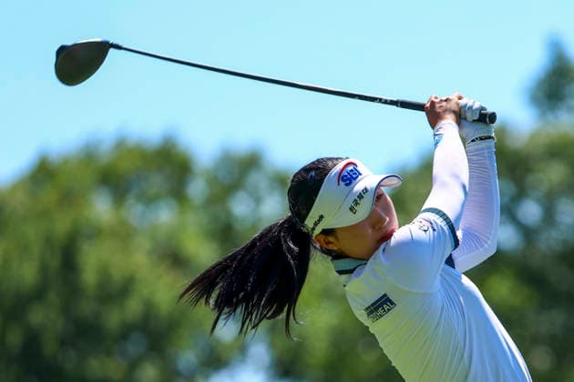 June 27, 2026, Chaska, Minnesota, United States: DONGEUN LEE drives the ball at hole fifteen. This is the third day of the 2026 KPMG WomenÃ¢â‚¬â ¢s PGA, Golf Herren Championship at Hazeltine National Golf Course in Chaska Minnesota. 2026 KPMG WomenÃ¢â‚¬â ¢S PGA Championship - Day 3  - ZUMAt166 20260627_zsp_t166_168 Copyright: xMichaelxTurnerx