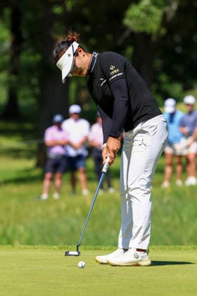 June 27, 2026, Chaska, Minnesota, United States: WEIWEI ZHANG putts at hole seventeen. This is the third day of the 2026 KPMG WomenÃ¢â‚¬â ¢s PGA, Golf Herren Championship at Hazeltine National Golf Course in Chaska Minnesota. 2026 KPMG WomenÃ¢â‚¬â ¢S PGA Championship - Day 3  - ZUMAt166 20260627_zsp_t166_174 Copyright: xMichaelxTurnerx