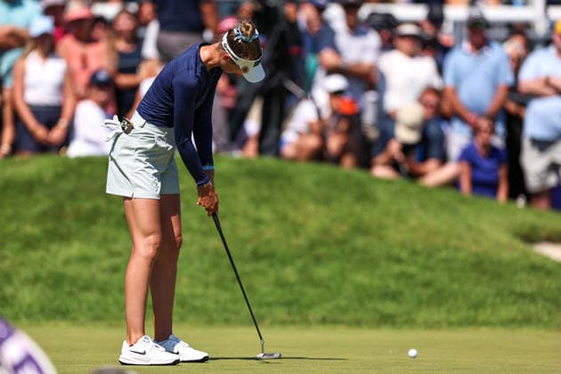 Nelly Korda of the United States putts on the 18th green during the third round of the 2026 KPMG Women s PGA, Golf Herren Championship at Hazeltine National Golf Club on June 27, 2026 in Chaska, Minnesota. CSM. Chaska USA - ZUMAc04_ 20260627_zma_c04_151 Copyright: xStevenxGarciax