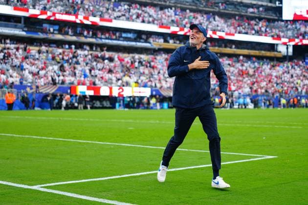 Thomas Tuchel, manager of England celebrates and pats his badge at full time Panama v England, 2026 FIFA World Cup, WM, Weltmeisterschaft, Fussball Group L, Football, New York New Jersey Stadium, East Rutherford, New Jersey, USA - 27 Jun 2026East Rutherford New York New Jersey Stadium New Jersey (NJ) United States of America EDITORIAL USE ONLY No use with unauthorised audio, video, data, fixture lists, club league logos or live services. Online in-match use limited to 120 images, no video emulation. No use in betting, games or single club league player publications.  Copyright: xJavierxGarcia Shutterstockx 16964353eb