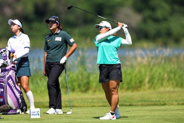 Nasa Hataoka of Japan hits her tee shot on the 16th tee during the third round of the 2026 KPMG Women s PGA, Golf Herren Championship at Hazeltine National Golf Club on June 27, 2026 in Chaska, Minnesota. CSM. Chaska USA - ZUMAc04_ 20260627_zma_c04_159 Copyright: xStevenxGarciax