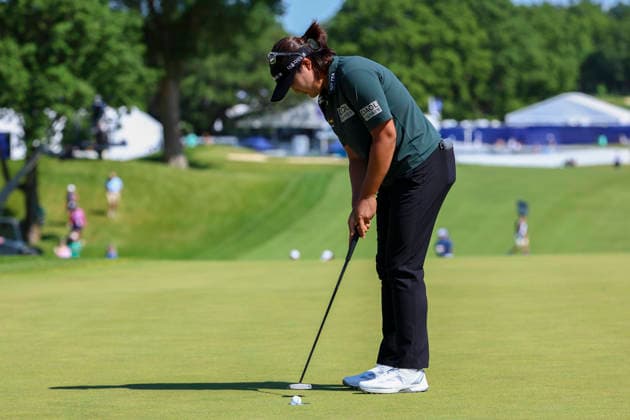 June 27, 2026, Chaska, Minnesota, United States: HAERAN RYU putts into the hole. This is the third day of the 2026 KPMG WomenÃ¢â‚¬â ¢s PGA, Golf Herren Championship at Hazeltine National Golf Course in Chaska Minnesota. Chaska United States - ZUMAt166 20260627_zsp_t166_157 Copyright: xMichaelxTurnerx
