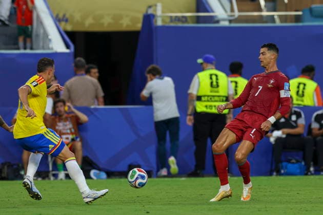 FIFA World Cup, WM, Weltmeisterschaft, Fussball 2026 - Group K - Colombia vs Portugal Portugal s Cristiano Ronaldo (R) in action during the FIFA World Cup 2026 group stage match Colombia against Portugal, in Miami, Florida, USA, 27 June 2026. Miami United States  Copyright: xMIGUELxA.xLOPESx
