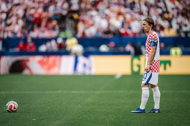 Fußball Herren FIFA Fußball-Weltmeisterschaft 2026 Gruppe L Kroatien vs. Ghana 27.06.2026 Luka Modric ( 10, Kroatien) macht sich zum Freistoß bereit Philadelphia Philadelphia Stadion Pennsylvania United States of America *** Men s Soccer 2026 FIFA World Cup Group L Croatia vs. Ghana June 27, 2026 Luka Modric 10, Croatia prepares to take a free kick Philadelphia, Philadelphia Stadium, Pennsylvania, United States of America