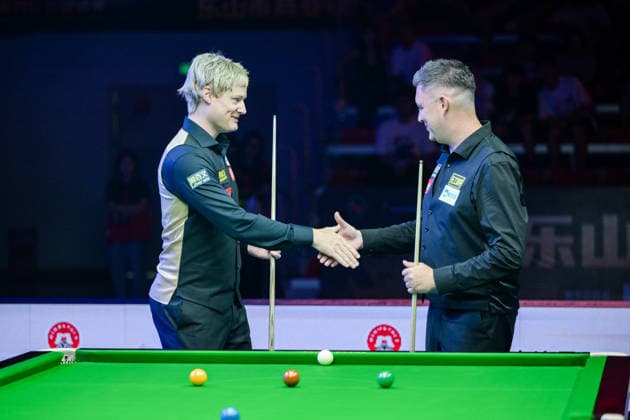 LESHAN, CHINA - JUNE 27: Neil Robertson (L) of Australia shakes hands with Kyren Wilson of England before their match on day 2 of 2026 Snooker Superstar Invitational Tournament on June 27, 2026 in Leshan, Sichuan Province of China.  Copyright: xChinaxNewsxServicex 111650772020
