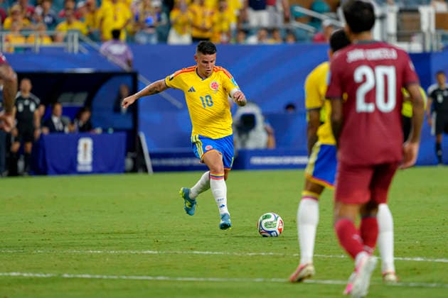 James Rodriguez seen during FIFA World Cup, WM, Weltmeisterschaft, Fussball 2026 game between national teams of Colombia and Portugal (Edmund Wong Ball Raw Images) Miami Hard Rock Stadium USA Copyright: xEdmundxWongx edmundwong_columbia_portugal_2526_2