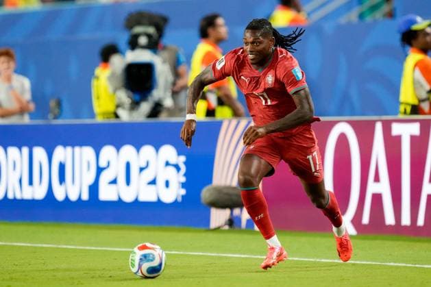 Rafael Leao (Portugal) controls the ball during the FIFA World Cup, WM, Weltmeisterschaft, Fussball 2026 Group K match between Colombia and Portugal at Miami Stadium on June 27, 2026 in Miami, United States. (Photo by Alex Gottschalk DeFodi Images) - *** Rafael Leao of Portugal controls the ball during the 2026 FIFA World Cup Group K match between Colombia and Portugal at Miami Stadium on June 27, 2026, in Miami, United States. Photo by Alex Gottschalk, DeFodi Images