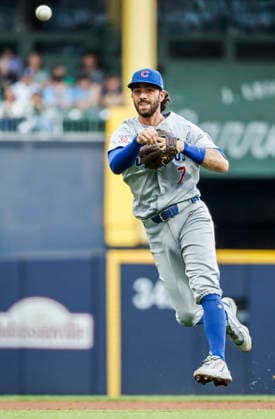 Chicago Cubs shortstop Dansby Swanson throws out Milwaukee Brewers shortstop Joey Ortiz in the fifth inning of the MLB, Baseball Herren, USA game between the Chicago Cubs and the Milwaukee Brewers at American Family Field in Milwaukee, Wisconsin on Saturday, June 27, 2026.  MIL20260627822 TANNENxMAURY