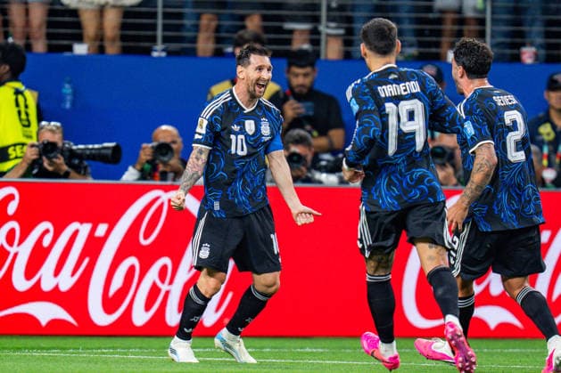 FIFA Fussball Weltmeisterschaft 2026, Gruppe J, Spiel 3, Jordan vs. Argentinien, 27.06.2026, Dallas Stadium Tor zum 1:3 durch Lionel Messi (Argentinien) *** 2026 FIFA World Cup, Group J, Match 3, Jordan vs. Argentina, June 27, 2026, Dallas Stadium; Goal to make it 1–3 by Lionel Messi (Argentina) Copyright: xBahhoxKarax