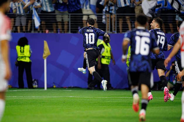 Lionel Leo Messi seen celebrating after scoring goal during FIFA World Cup, WM, Weltmeisterschaft, Fussball 2026 game between national teams of Jordan and Argentina (Grzegorz Wajda Ball Raw Images) Arlington Dallas Stadium USA Copyright: xGrzegorzxWajdax grzegorzwajda_jordan_argentina_2526_8-7