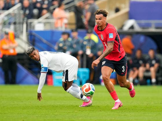 Yoel Barcenas (Panama, 11) und Nico O Reilly (England, 3) USA, FIFA Weltmeisterschaft, Panama vs England, East Rutherford, 27.06.2026 USA, FIFA Weltmeisterschaft, Panama vs England, East Rutherford, 27.06.2026 East Rutherford *** Yoel Barcenas, Panama, 11, and Nico O Reilly, England, 3, USA, FIFA World Cup, Panama vs. England, East Rutherford, June 27, 2026, USA, FIFA World Cup, Panama vs. England, East Rutherford, June 27, 2026, East Rutherford Copyright: xEibner-Pressefoto ScottxColemanx EP_SCN