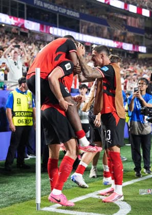 (260628) -- KANSAS CITY, June 28, 2026 -- Players of Austria celebrate their third goal during the group J match between Algeria and Austria at the 2026 FIFA World Cup, WM, Weltmeisterschaft, Fussball at Kansas City Stadium in Kansas City, the United States, June 27, 2026. ) (SP)U.S.-KANSAS CITY-FOOTBALL-FIFA WORLD CUP-GROUP J-ALG VS AUT DuxYu 
