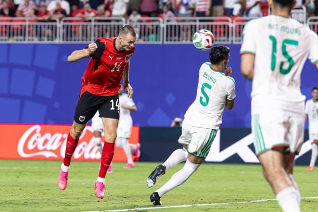 SOCCER - FIFA World Cup, WM, Weltmeisterschaft, Fussball 2026 KANSAS CITY,MISSOURI,USA,28.JUN.26 - SOCCER - FIFA World Cup 2026, group stage, Algeria vs Austria. Image shows Sasa Kalajdzic (AUT) and Zineddine Belaid (ALG). Keywords: goal.  GEPAxpictures xArminxRauthner