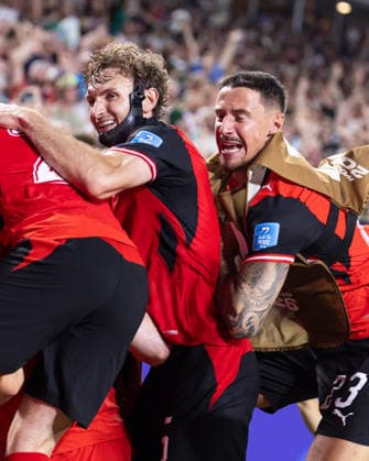 SOCCER - FIFA World Cup, WM, Weltmeisterschaft, Fussball 2026 KANSAS CITY,MISSOURI,USA,28.JUN.26 - SOCCER - FIFA World Cup 2026, group stage, Algeria vs Austria. Image shows the rejoicing of Stefan Posch and Marco Friedl (AUT).  GEPAxpictures xArminxRauthner