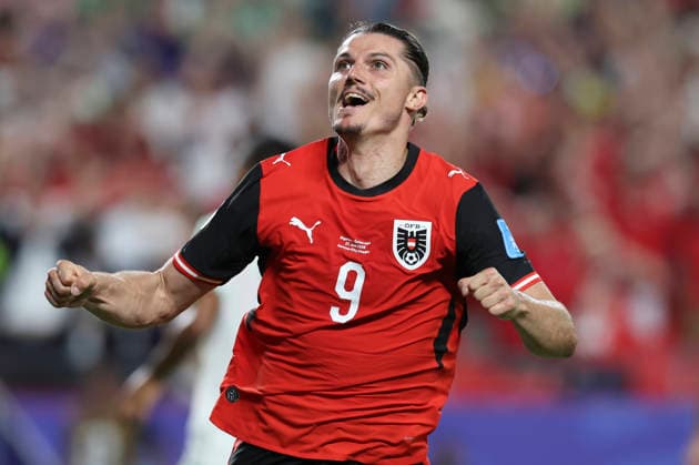 KANSAS CITY, MO - JUNE 27: Marcel Sabitzer 9 of Austria celebrates his goal in the second half of the FIFA World Cup, WM, Weltmeisterschaft, Fussball 2026 Group J match between Algeria and Austria on June 27, 2026 at Kansas City Stadium in Kansas City, MO. (Photo by Scott Winters Icon Sportswire) SOCCER: JUN 27 FIFA World Cup 26 Group J - Algeria vs Austria EDITORIAL USE ONLY Icon2606270425