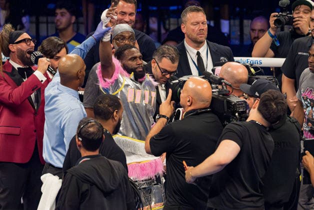 June 28, 2026, Brooklyn, New York, USA: JARON ENNIS celebrates after defeating XANDER ZAYAS in a bout for the WBO and WBA World Super-Welterweight titles at the Barclays Center in Brooklyn, New York. Brooklyn USA - ZUMAp109 20260628_zaf_p109_005 Copyright: xJoelxPlummerx