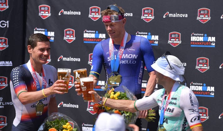 28.06.2026, xblx, Leichtathletik Ironman, Mainova IRONMAN European Championship, EM, Europameisterschaft Frankfurt 2026 v.l. Siegerehrung, Gustav Iden (NOR), Casper Stornes (NOR), Antonio Benito Lopes (ESP) (DFL DFB REGULATIONS PROHIBIT ANY USE OF PHOTOGRAPHS as IMAGE SEQUENCES and or QUASI-VIDEO) Frankfurt *** June 28, 2026, xblx, Track and Field Ironman, Mainova IRONMAN European Championship Frankfurt 2026 v l Awards Ceremony, Gustav Iden NOR, Casper Stornes NOR, Antonio Benito Lopes ESP DFL DFB REGULATIONS PROHIBIT ANY USE OF PHOTOGRAPHS AS IMAGE SEQUENCES AND OR QUASI-VIDEO Frankfurt