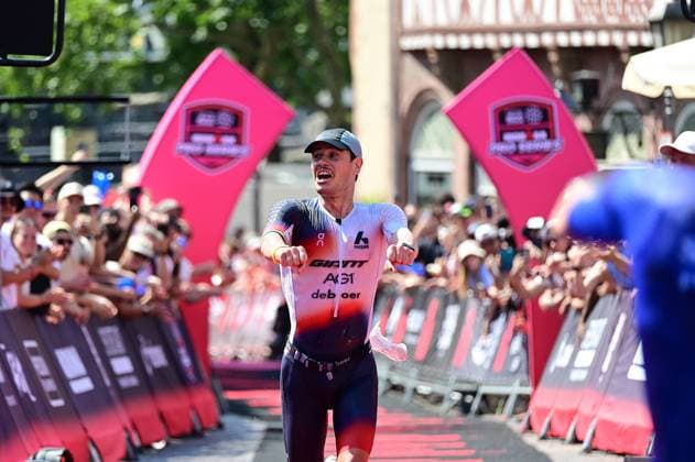 28.06.2026 xkhx Frankfurt am Main Mainova IRONMAN Frankfurt European Championship, EM, Europameisterschaft 2026 Im Ziel Plat 2 Gustav Iden +2:14 *** June 28, 2026 xkhx Frankfurt am Main Mainova IRONMAN Frankfurt European Championship 2026 At the Finish Line, Platform 2: Gustav Iden 2 14