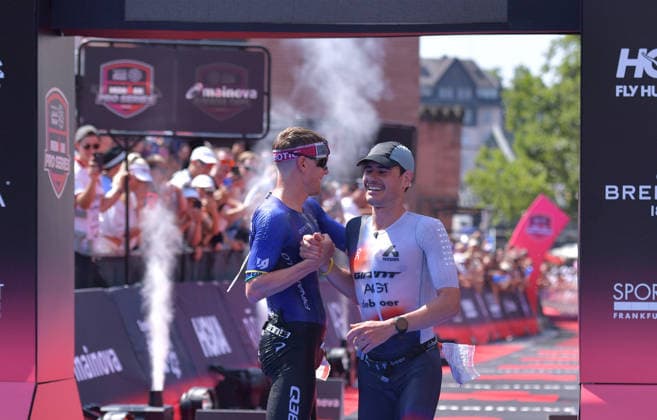 28.06.2026, xblx, Leichtathletik Ironman, Mainova IRONMAN European Championship, EM, Europameisterschaft Frankfurt 2026 v.l. Ziel, Casper Stornes (NOR), Gustav Iden (NOR) (DFL DFB REGULATIONS PROHIBIT ANY USE OF PHOTOGRAPHS as IMAGE SEQUENCES and or QUASI-VIDEO) Frankfurt *** June 28, 2026, xblx, Track and Field Ironman, Mainova IRONMAN European Championship Frankfurt 2026 v l Finish Line, Casper Stornes NOR, Gustav Iden NOR DFL DFB REGULATIONS PROHIBIT ANY USE OF PHOTOGRAPHS as IMAGE SEQUENCES and or QUASI-VIDEO Frankfurt