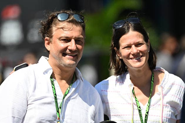 28.06.2026, xsvx, Motorsport FIA Formel 1, Grand Prix von Österreich v.l. Tenor Jonas Kaufmann Ehefrau Opernregisseurin Christiane Lutz (FIA REGULATIONS PROHIBIT ANY USE OF PHOTOGRAPHS as IMAGE SEQUENCES and or QUASI-VIDEO) Zeltweg-Spielberg *** June 28, 2026, xsvx, Motorsport FIA Formula 1, Austrian Grand Prix v l Tenor Jonas Kaufmann, wife opera director Christiane Lutz FIA REGULATIONS PROHIBIT ANY USE OF PHOTOGRAPHS as IMAGE SEQUENCES and or QUASI-VIDEO Zeltweg Spielberg