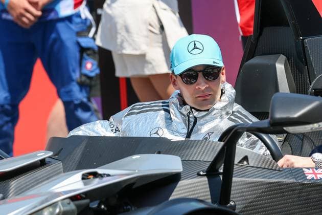 Drivers Parade, George Russell (Mercedes-AMG Petronas 63), Rennen, Grosser Preis von Oesterreich, Motorsport, Herren, Formel 1, 28.06.2026 Spielberg Steiermark Oesterreich *** Drivers Parade, George Russell, Mercedes AMG Petronas 63, Race, Austrian Grand Prix, Motorsports, Men, Formula 1, June 28, 2026, Spielberg, Styria, Austria Copyright: xkolbert-press ChristianxKolbertx