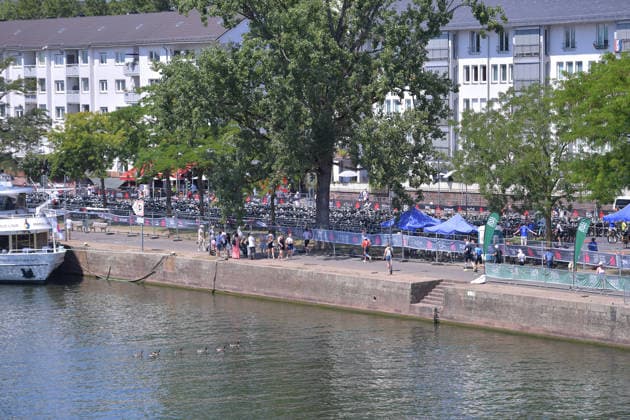 28.06.2026, xblx, Leichtathletik Ironman, Mainova IRONMAN European Championship, EM, Europameisterschaft Frankfurt 2026 v.l. Laufstrecke, Laufen, Lauf, Marathon, (DFL DFB REGULATIONS PROHIBIT ANY USE OF PHOTOGRAPHS as IMAGE SEQUENCES and or QUASI-VIDEO) Frankfurt *** June 28, 2026, xblx, Track and Field Ironman, Mainova IRONMAN European Championship Frankfurt 2026 v l Running Course, Running, Run, Marathon, DFL DFB REGULATIONS PROHIBIT ANY USE OF PHOTOGRAPHS as IMAGE SEQUENCES and or QUASI-VIDEO Frankfurt