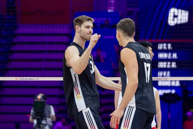 VNL China - Germany 28.06.2026 volleyball, Gliwice , Arena Pre Zero , Mens Volleyball Nations League 2026 FIVB VNL (siatkowka, Liga Narodow, Chiny - Niemcy ), game , match China - Germany image shows: Simon Valentin Torwie (L) Jan Zimmermann (R) photo Katarzyna Plewczynska Fotostyk Copyright: xKatarzynaxPlewczynskax 20260628KAPL5840