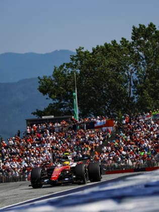 F1 - AUSTRIAN GRAND PRIX 2026 44 HAMILTON Lewis (gbr), Scuderia Ferrari SF-26, action during the Formula 1 Austrian Grand Prix 2026, 8th round of the 2026 Formula One World Championship, WM, Weltmeisterschaft from June 26 to 28, 2026 on the Red Bull Ring, in Spielberg, Austria - SpielbergAustria  Copyright: xANTONINxVINCENTx