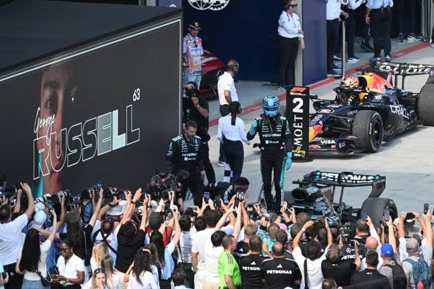 28.06.2026, xsvx, Motorsport FIA Formel 1, Grand Prix von Österreich v.l. George Russell (Mercedes AMG Petronas) Startnummer 63 jubelt ueber den Sieg (FIA REGULATIONS PROHIBIT ANY USE OF PHOTOGRAPHS as IMAGE SEQUENCES and or QUASI-VIDEO) Zeltweg-Spielberg *** June 28, 2026, xsvx, Motorsport FIA Formula 1, Austrian Grand Prix: George Russell of Mercedes AMG Petronas, car No. 63, celebrates his victory. FIA REGULATIONS PROHIBIT ANY USE OF PHOTOGRAPHS AS IMAGE SEQUENCES AND OR QUASI-VIDEO. Zeltweg, Spielberg