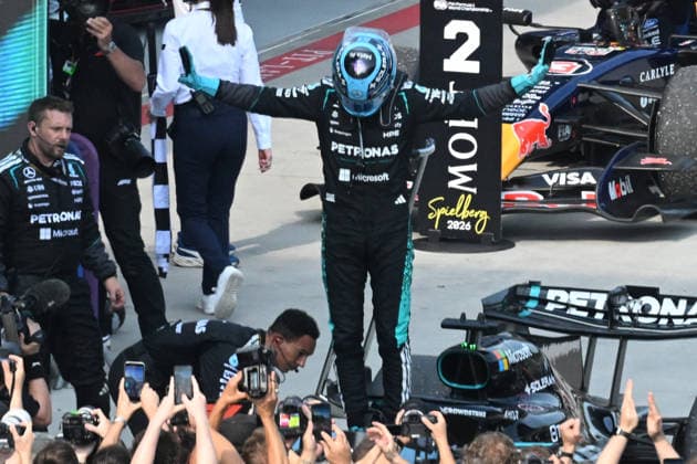 28.06.2026, xsvx, Motorsport FIA Formel 1, Grand Prix von Österreich v.l. George Russell (Mercedes AMG Petronas) Startnummer 63 jubelt ueber den Sieg (FIA REGULATIONS PROHIBIT ANY USE OF PHOTOGRAPHS as IMAGE SEQUENCES and or QUASI-VIDEO) Zeltweg-Spielberg *** June 28, 2026, xsvx, Motorsport FIA Formula 1, Austrian Grand Prix: George Russell of Mercedes AMG Petronas, car No. 63, celebrates his victory. FIA REGULATIONS PROHIBIT ANY USE OF PHOTOGRAPHS AS IMAGE SEQUENCES AND OR QUASI-VIDEO. Zeltweg, Spielberg