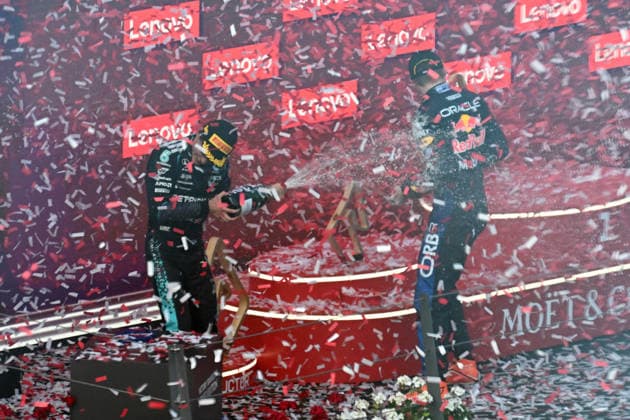28.06.2026, xsvx, Motorsport FIA Formel 1, Grand Prix von Österreich v.l. Max Verstappen (Oracle Red Bull Racing) Startnummer 3 Andrea Kimi Antonelli (Mercedes AMG Petronas) Startnummer 12 auf dem Podium (FIA REGULATIONS PROHIBIT ANY USE OF PHOTOGRAPHS as IMAGE SEQUENCES and or QUASI-VIDEO) Zeltweg-Spielberg *** June 28, 2026, xsvx, Motorsport FIA Formula 1, Austrian Grand Prix: Max Verstappen (Oracle Red Bull Racing, No. 3) and Andrea Kimi Antonelli (Mercedes AMG Petronas, No. 12) on the podium. FIA regulations prohibit any use of photographs as image sequences and or quasi-video. Zeltweg, Spielberg