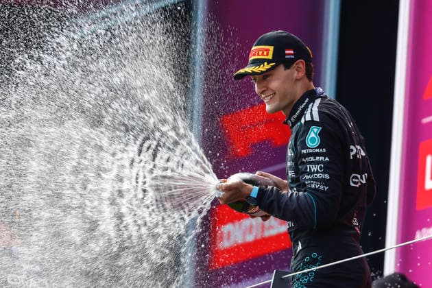 Spielberg: Motorsport: FIA F1 Grand Prix of Austria, Formula 1, 2026, 63 RUSSELL George (gbr), Mercedes AMG F1 Team W17 winning the race, winner Gewinner on June, 28, 2026, (Photo by Hoch Zwei) Spielberg Austria *** Spielberg Motorsport FIA F1 Grand Prix of Austria, Formula 1, 2026, 63 RUSSELL George (GBR), Mercedes AMG F1 Team W17, winning the race on June 28, 2026. Photo by Hoch Zwei, Spielberg, Austria