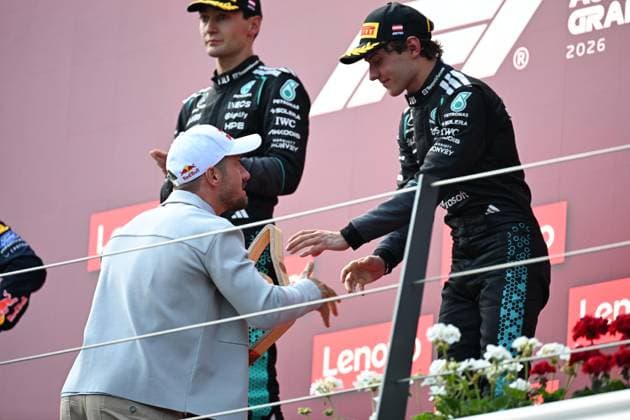 Andrea Kimi Antonelli 12, Mercedes-AMG Petronas F1 Team, George Russell 63, Mercedes-AMG Petronas F1 Team, Siegerehrung,Rennen, Grosser Preis von Oesterreich, Motorsport, Herren, Formel 1, 28.06.2026 Spielberg Steiermark Austria *** Andrea Kimi Antonelli 12, Mercedes AMG Petronas F1 Team, George Russell 63, Mercedes AMG Petronas F1 Team, award ceremony, race, Austrian Grand Prix, motorsports, men, Formula 1, June 28, 2026, Spielberg, Styria, Austria Copyright: xkolbert-press MartinxWdziecznyx