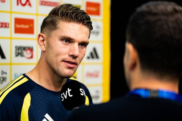260628 Viktor Gyökeres of the Swedish men s national football team in the mixed zone after a training session during day 18 of the FIFA World Cup, WM, Weltmeisterschaft, Fussball 2026 on June 28, 2026 in Dallas. Photo: Petter Arvidson BILDBYRAN kod PA PA1264 fotboll football soccer fotball vm fotbolls-vm fotball-vm fotbolls-vm 2026 fifa world cup 2026 mixed zone sverige sweden sverige a day 18 bbeng *** June 28, 2026: Viktor Gyökeres of the Swedish men’s national soccer team in the mixed zone after a training session on Day 18 of the 2026 FIFA World Cup on June 28, 2026 in Dallas. Photo by Petter Arvidson, BILDBYRAN. Code: PA PA1264. soccer, football, soccer World Cup, 2026 FIFA World Cup, mixed zone, Sweden, Sweden A, Day 18 bbeng  Copyright: PETTERxARVIDSON BB260628PA081