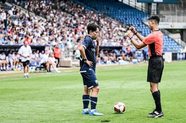 Testspiel VfL Bochum Gegner ist das Vonovia-Allstar-Team ** NUR FÜR REDAKTIONELLE ZWECKE ** EDITORIAL USE ONLY **<p>Koji Miyoshi, VfL Bochum (in Blau) beim Fußball-Testspiel am Sonntag, 28. Juni 2026 gegen das Vonovia-Allstar-Team (in Weiß) im Stadion in Bochum. Deutschland NRW Bochum Copyright: VladimirxWegener *** Friendly Match: VfL Bochum vs. the Vonovia All-Star Team ** FOR EDITORIAL USE ONLY ** EDITORIAL USE ONLY ** Photo by Koji Miyoshi: VfL Bochum in blue during a soccer friendly on Sunday, June 28, 2026, against the Vonovia All-Star Team in white at the stadium in Bochum, Germany (North Rhine-Westphalia), Bochum. Copyright VladimirxWegener Copyright: VladimirxWegener doc86hjqw088d48pinmujj ,EDITORIAL USE ONLY