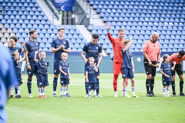 Testspiel VfL Bochum Gegner ist das Vonovia-Allstar-Team ** NUR FÜR REDAKTIONELLE ZWECKE ** EDITORIAL USE ONLY **<p>VfL Bochum (in Blau) beim Fußball-Testspiel am Sonntag, 28. Juni 2026 gegen das Vonovia-Allstar-Team (in Weiß) im Stadion in Bochum. Deutschland NRW Bochum Copyright: VladimirxWegener *** Friendly Match: VfL Bochum vs. the Vonovia All-Star Team ** FOR EDITORIAL USE ONLY ** EDITORIAL USE ONLY ** p VfL Bochum in blue during a soccer friendly match on Sunday, June 28, 2026, against the Vonovia All-Star Team in white at the stadium in Bochum, Germany (North Rhine-Westphalia), Bochum. Copyright VladimirxWegener Copyright: VladimirxWegener doc86hjqstbglkcw2ttet4 ,EDITORIAL USE ONLY
