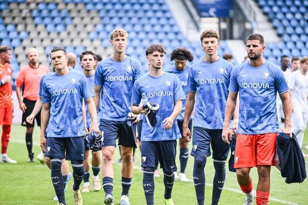 Testspiel VfL Bochum Gegner ist das Vonovia-Allstar-Team ** NUR FÜR REDAKTIONELLE ZWECKE ** EDITORIAL USE ONLY **<p>VfL Bochum (in Blau) beim Fußball-Testspiel am Sonntag, 28. Juni 2026 gegen das Vonovia-Allstar-Team (in Weiß) im Stadion in Bochum. Deutschland NRW Bochum Copyright: VladimirxWegener *** Friendly Match: VfL Bochum vs. the Vonovia All-Star Team ** FOR EDITORIAL USE ONLY ** EDITORIAL USE ONLY ** p VfL Bochum in blue during a soccer friendly match on Sunday, June 28, 2026, against the Vonovia All-Star Team in white at the stadium in Bochum, Germany (North Rhine-Westphalia), Bochum. Copyright VladimirxWegener Copyright: VladimirxWegener doc86hjqt1yjur30nxjelh ,EDITORIAL USE ONLY