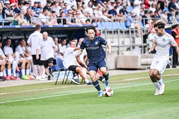 Testspiel VfL Bochum Gegner ist das Vonovia-Allstar-Team ** NUR FÜR REDAKTIONELLE ZWECKE ** EDITORIAL USE ONLY **<p>Koji Miyoshi, VfL Bochum (in Blau) beim Fußball-Testspiel am Sonntag, 28. Juni 2026 gegen das Vonovia-Allstar-Team (in Weiß) im Stadion in Bochum. Deutschland NRW Bochum Copyright: VladimirxWegener *** Friendly Match: VfL Bochum vs. the Vonovia All-Star Team ** FOR EDITORIAL USE ONLY ** EDITORIAL USE ONLY ** Photo by Koji Miyoshi: VfL Bochum in blue during a soccer friendly on Sunday, June 28, 2026, against the Vonovia All-Star Team in white at the stadium in Bochum, Germany (North Rhine-Westphalia), Bochum. Copyright VladimirxWegener Copyright: VladimirxWegener doc86hjqtgxuls13i3fze89 ,EDITORIAL USE ONLY